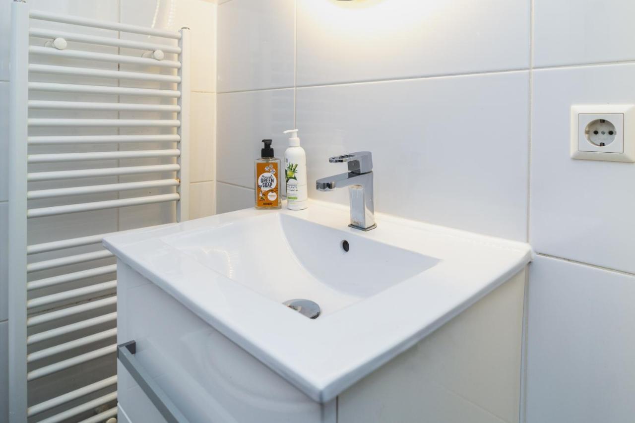 Tiny Attic On The Herengracht, Private Room أمستردام المظهر الخارجي الصورة